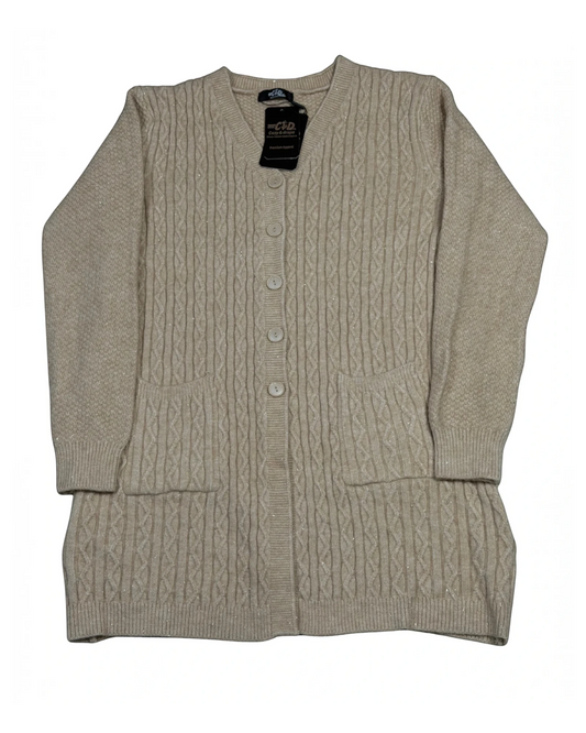 Cozy&Drape long beige cable-knit button-down cardigan with front pockets and subtle shimmer detail