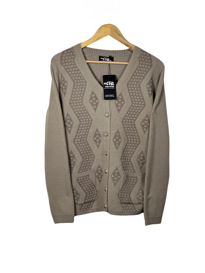 Cozy&Drape beige full sleeve cardigan sweater with a geometric diamond pattern, front buttons, and two pockets.