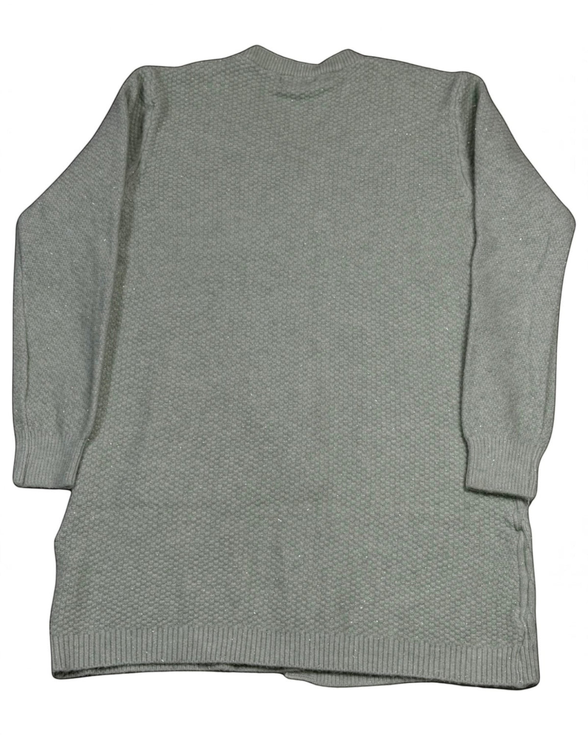 Cozy&Drape long grey knit cardigan with subtle shimmer, featuring a textured pattern and ribbed hem and cuffs.