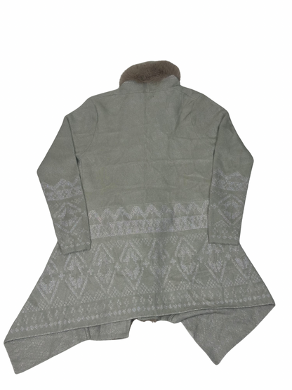 Cozy&Drape grey wool cardigan shrug with attached muffler and silver geometric pattern, back view
