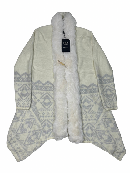 Cozy&Drape cream wool cardigan shrug with a white faux fur muffler collar and grey geometric knit patterns